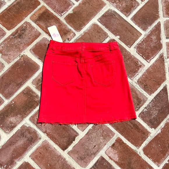 NWT red mini skirt - Picture 5 of 6